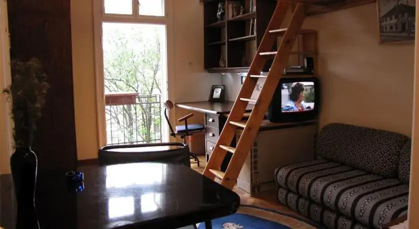 Studio Brankos Nest