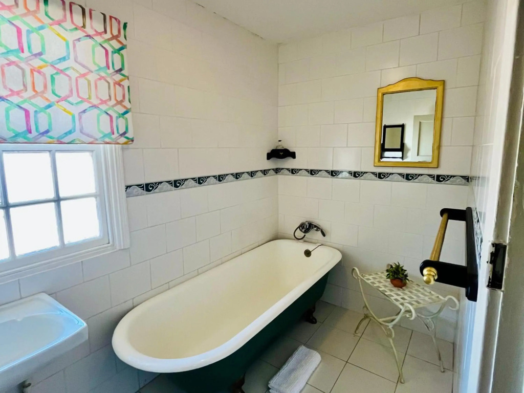 Longtom Farm Guesthouse