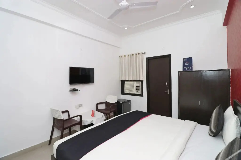 Rajni Guest House by OYO Rooms