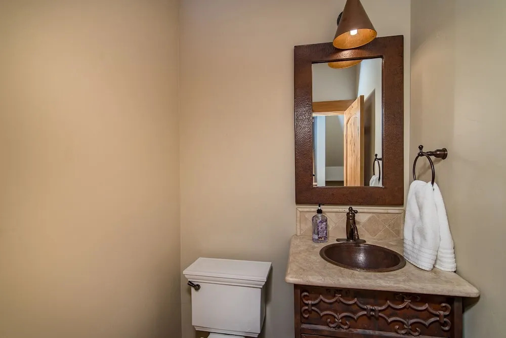 Truckee Townhouse Walk Everywhere by RedAwning