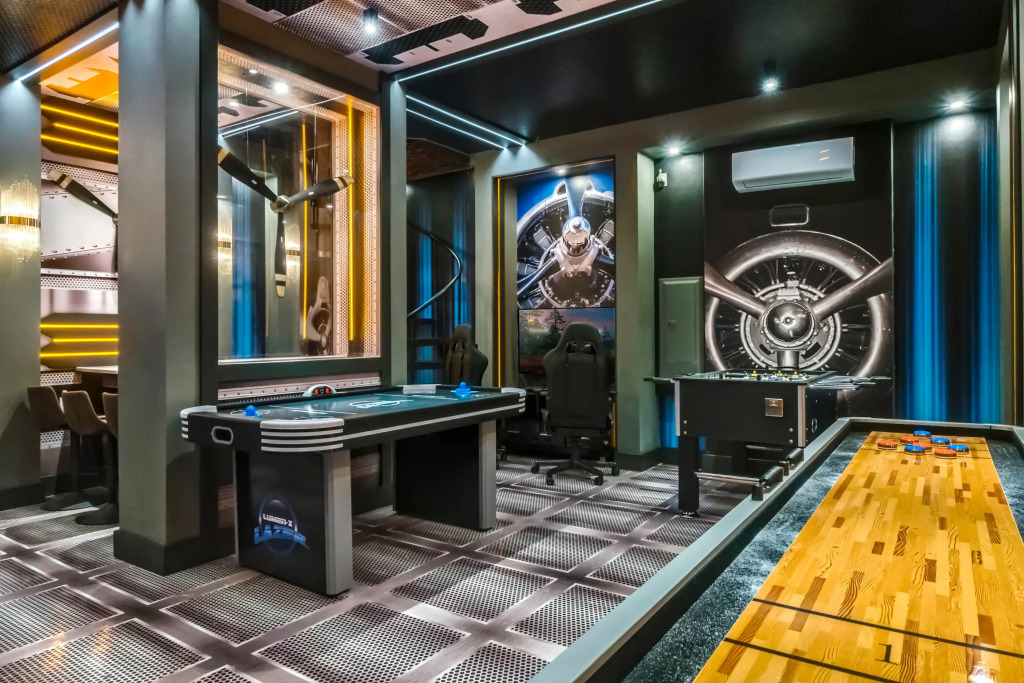 9 Bedrooms 5 Bathrooms Champions Gate 1545MB