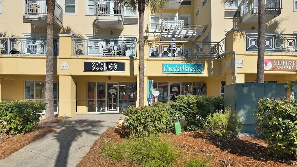 The Salty Dog on 30a: Modern Updates, 1 Minute to the Beach!
