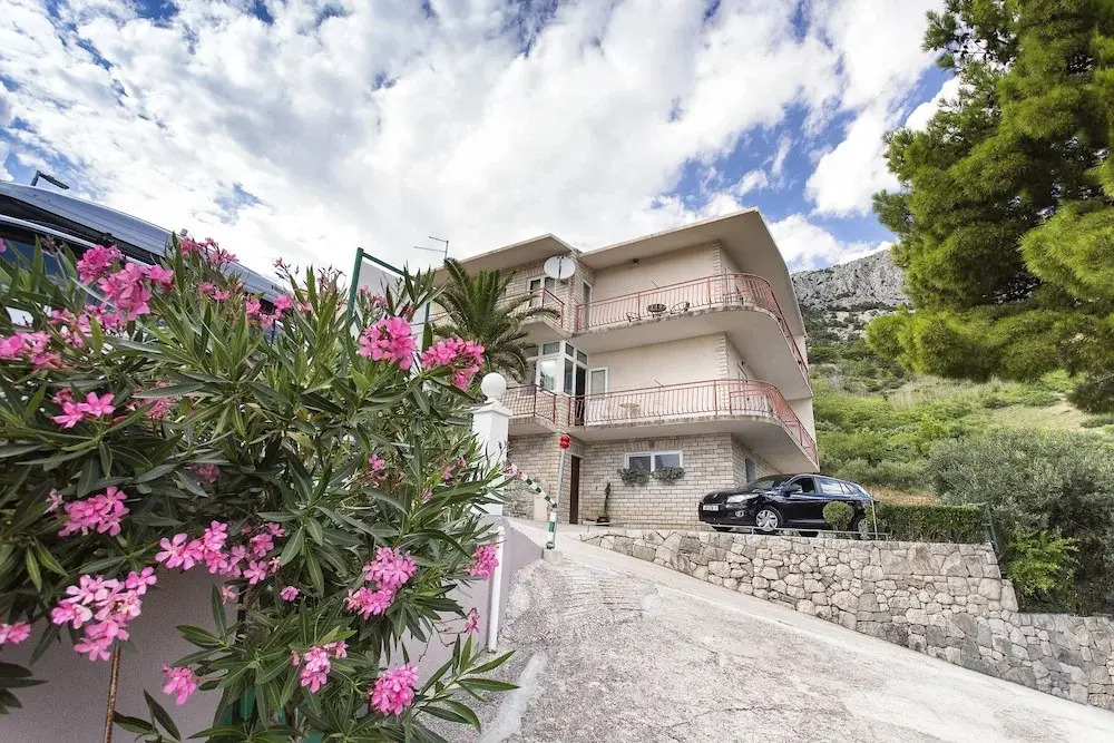 Rozari - Family Friendly & sea View - A1-ivana