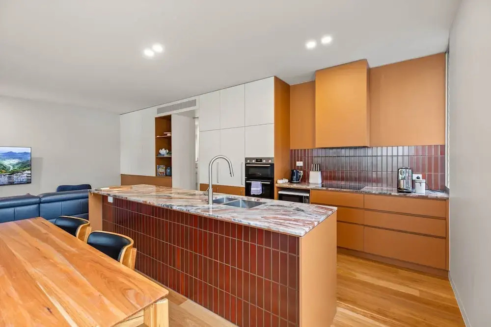Family Home in Mayfield With Stylish Interior