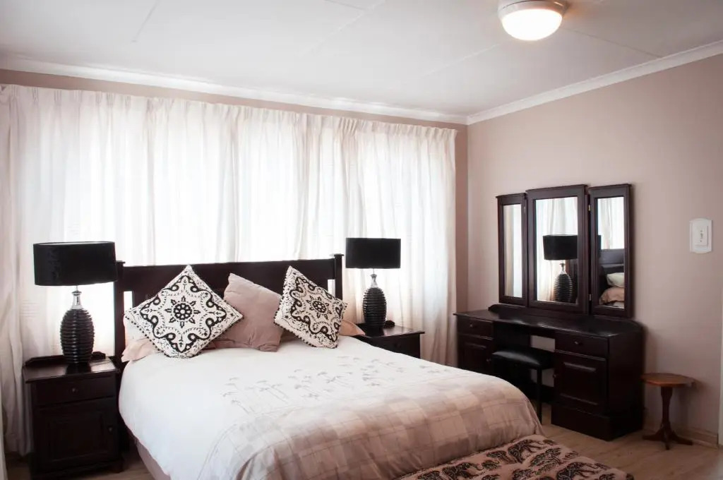 Sun Ray Guest House