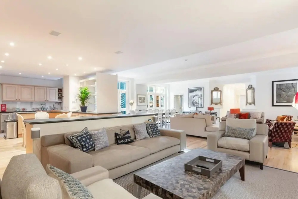 The Heart of Chelsea - Modern Bright 4bdr Home With Gym Parking Patio