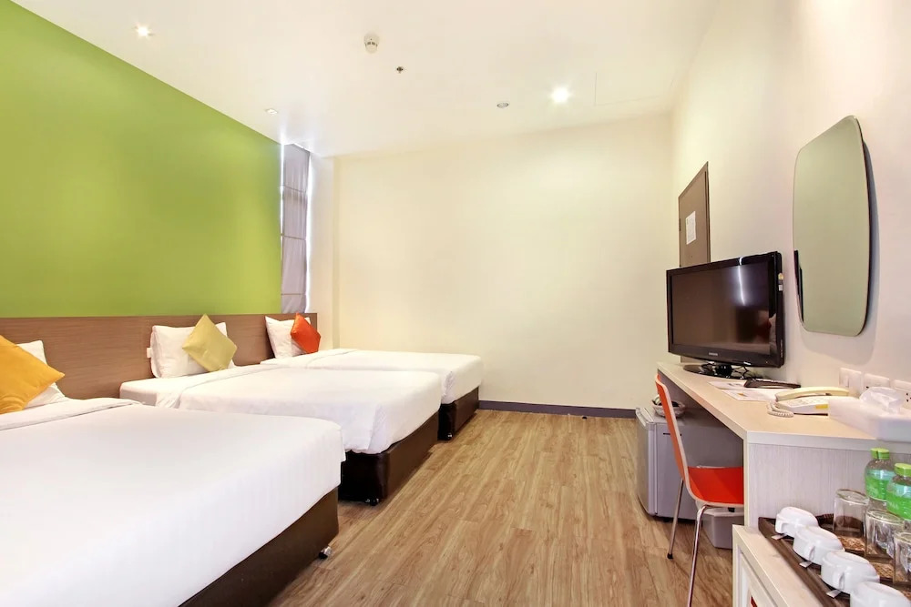 D Varee Xpress Makkasan