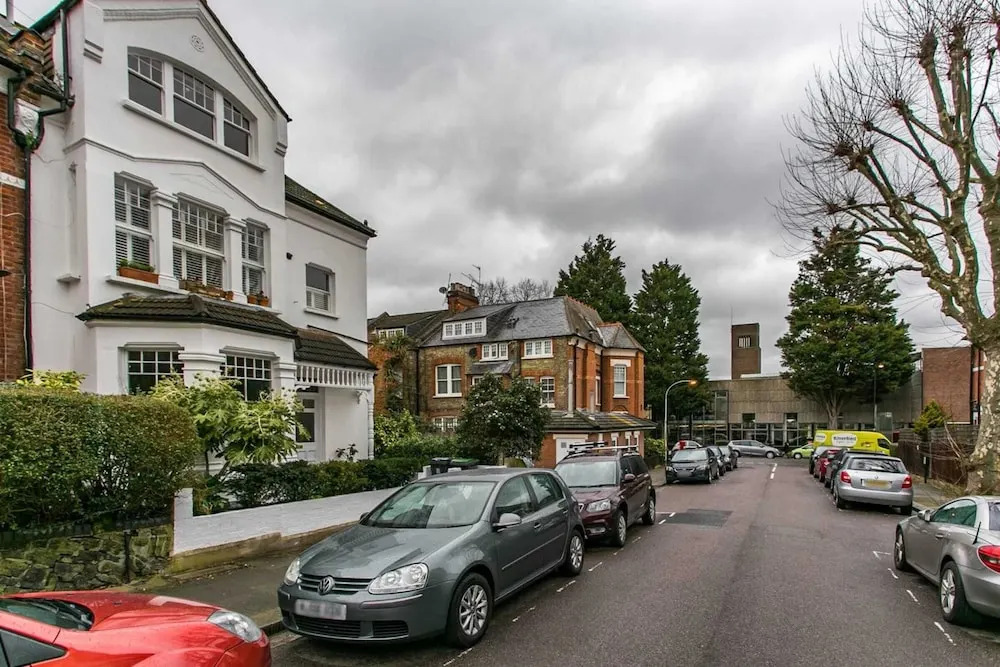 Lovely 1BR Home in North London
