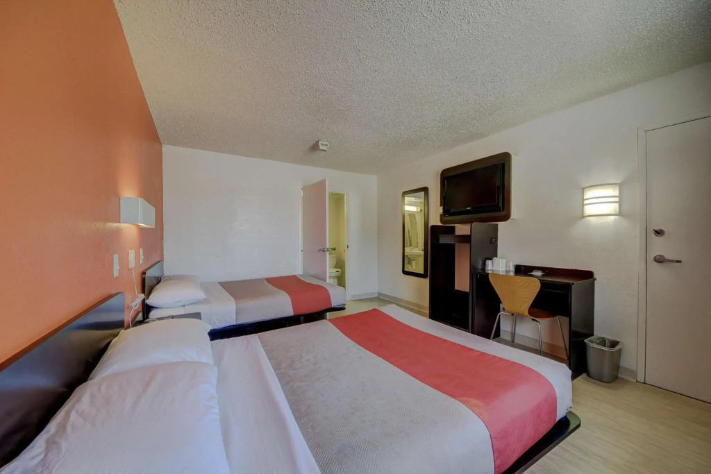 Motel 6-San Antonio, TX - Fort Sam Houston