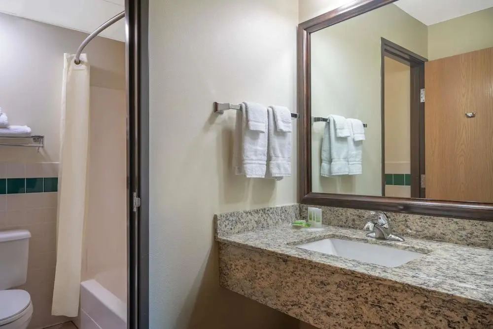 AmericInn by Wyndham Coon Rapids