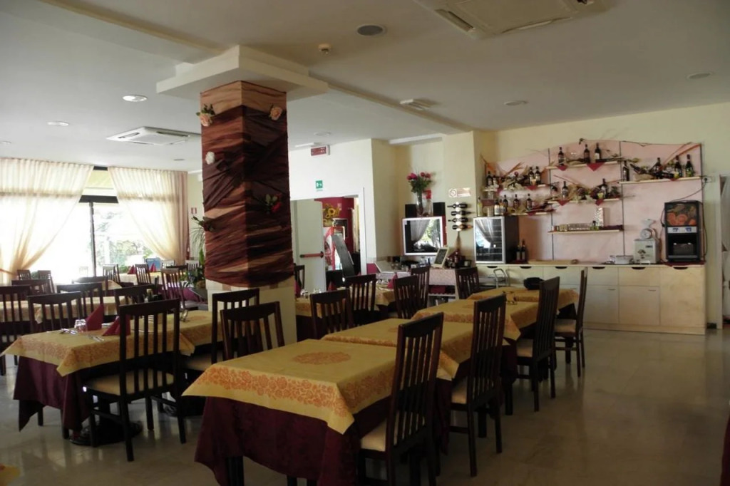 Hotel Crosal