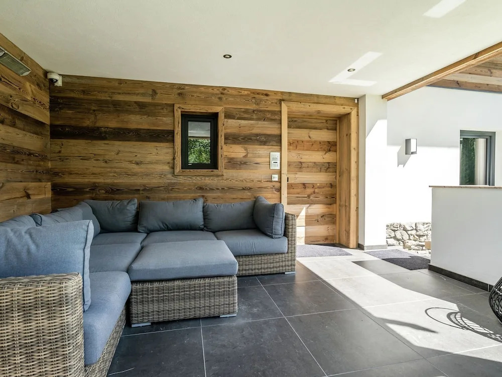 Luxurious Holiday Home With Jacuzzi In Wagrain Austria