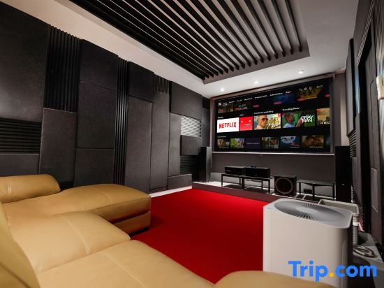 Luxury Pure Modern Pool Villa 5Bed KTV Gym Nr BTS&Central