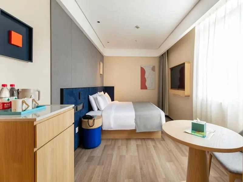 Shanghai Songjiang Sheshan LanOuShangPin Hotel