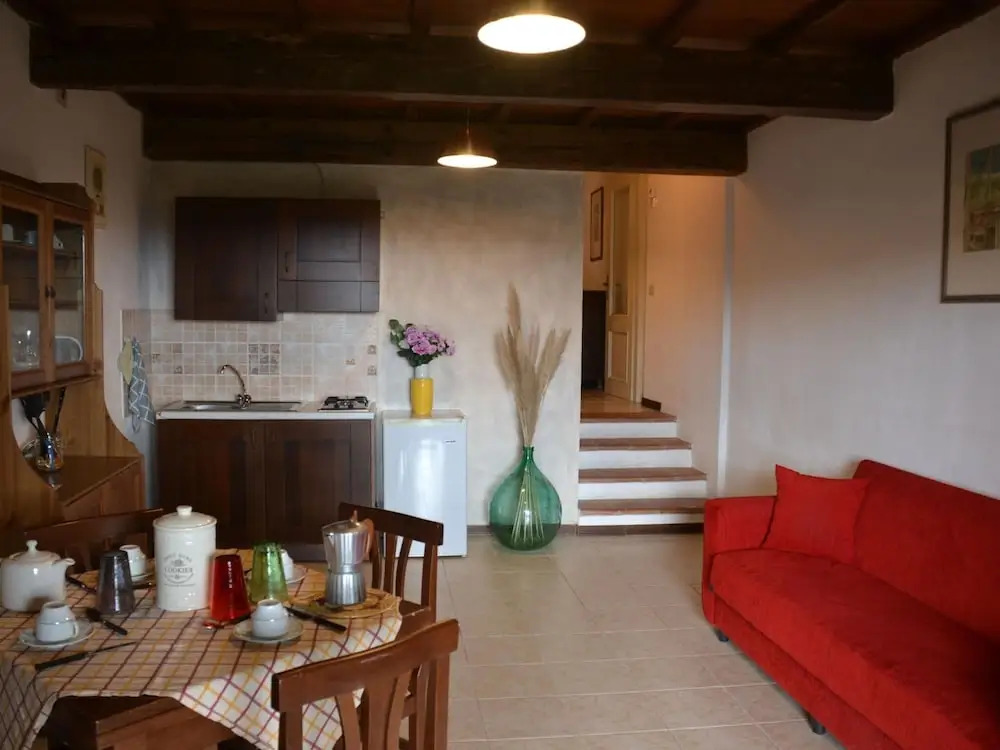 Welcoming Farmhouse in Monticiano with Garden