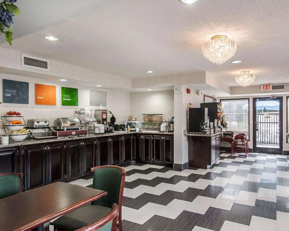 Quality Inn Edmund Pettus Bridge area