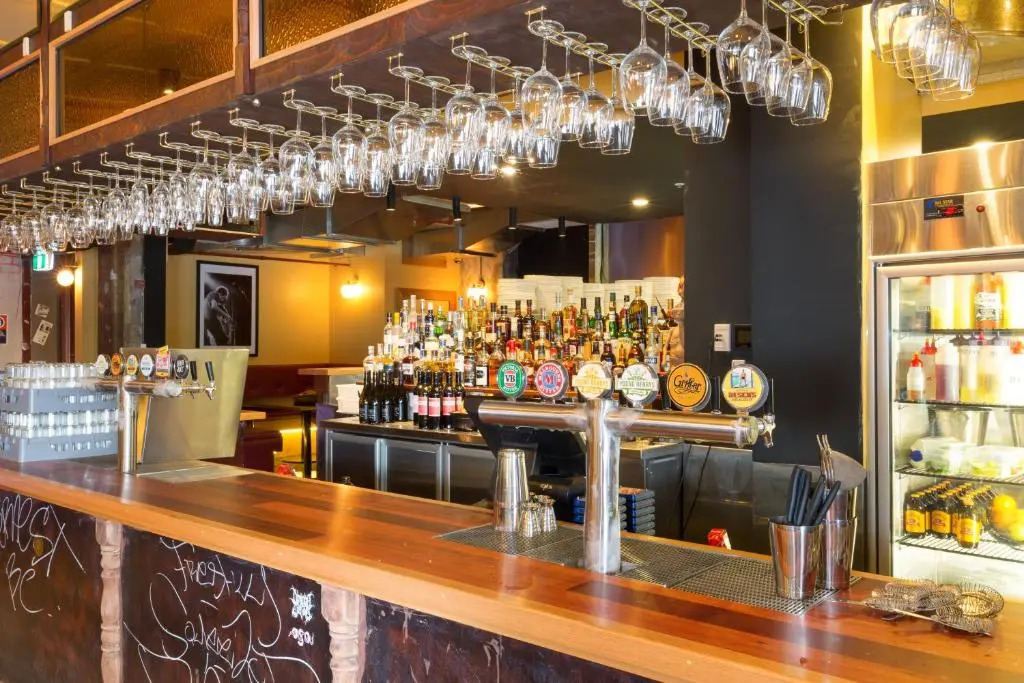 The Lansdowne Hotel
