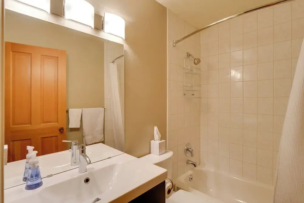 'chillside Chalet' Modern West Vail Townhouse!