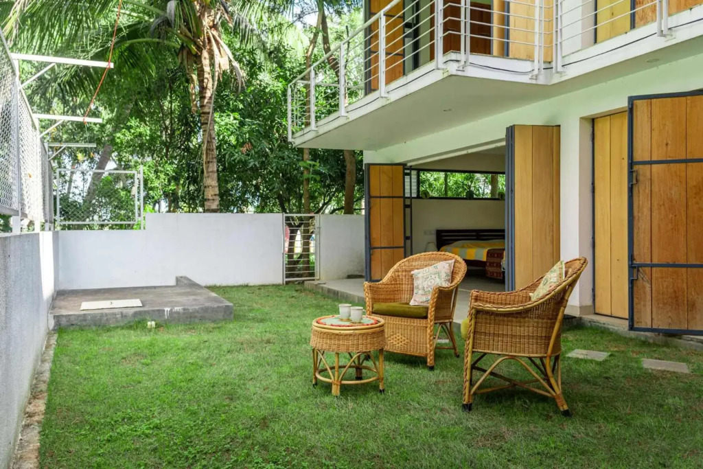 Daveys Townhouse by VEO, StayVista - 3BHK Pet-Friendly Villa with EV Station