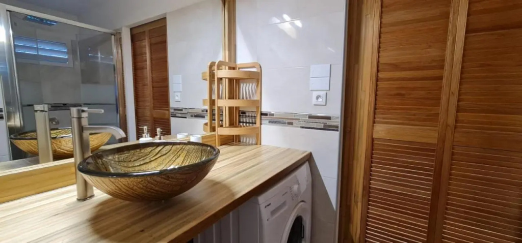 Charm And Sea, Large Studio Designed by Architect
