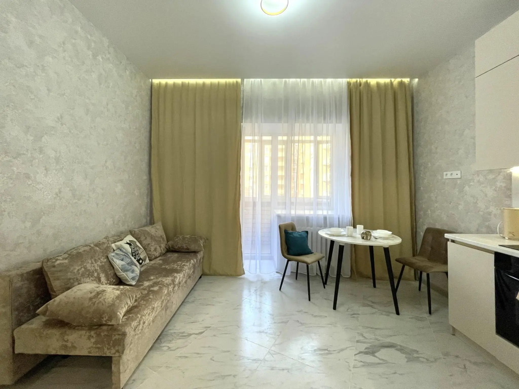 Greencity на ул. Адоратского, д.1