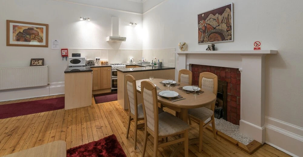 Kelvin Apartment