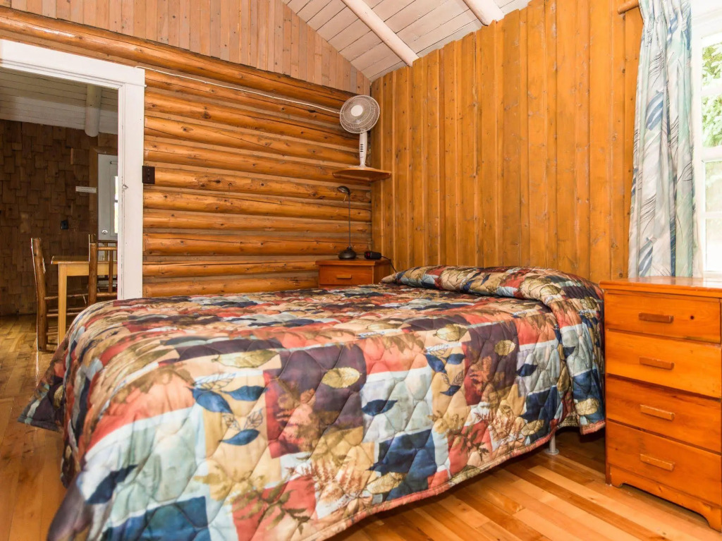 Au Pic de lAurore Motel-Chalets