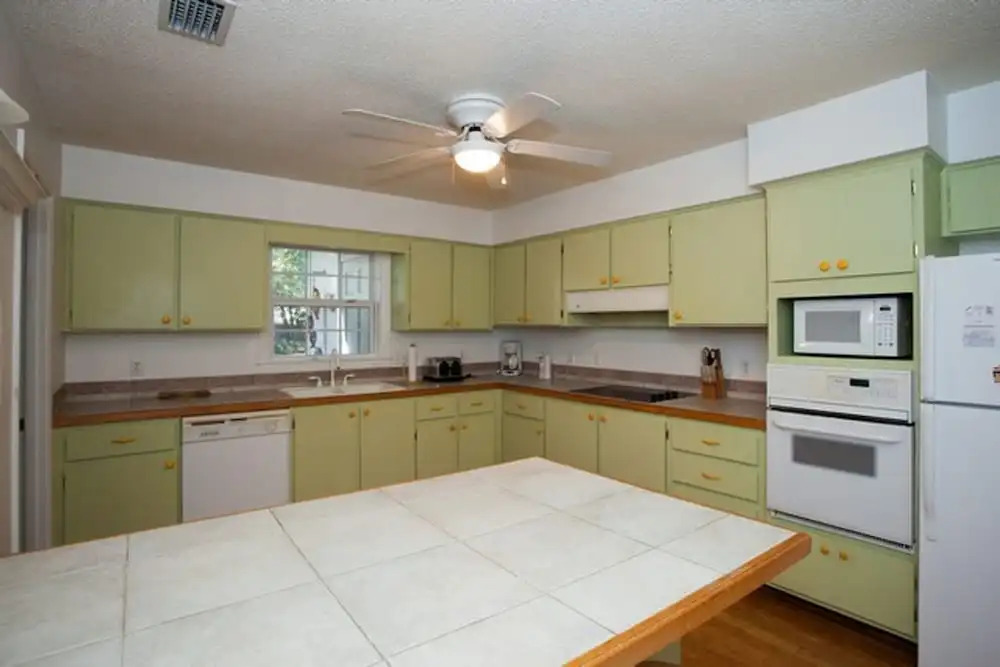 PELICAN HOUSE home