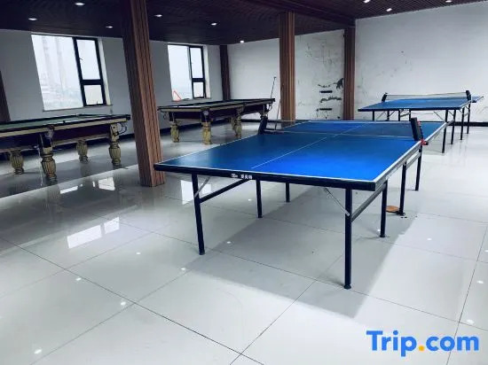 Xinyuan Business Hotel