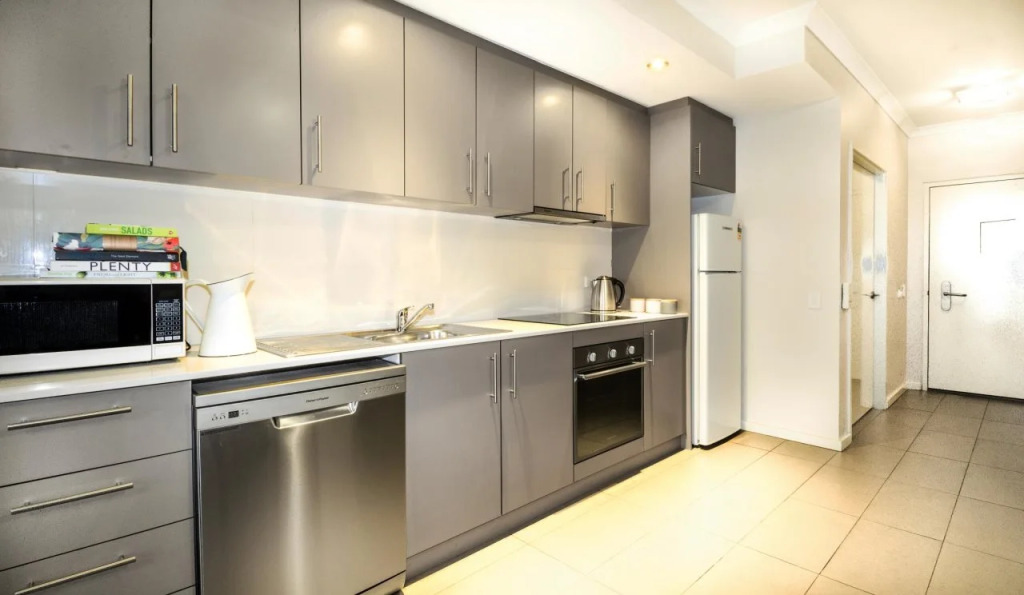 Airport Apartments by Vetroblu