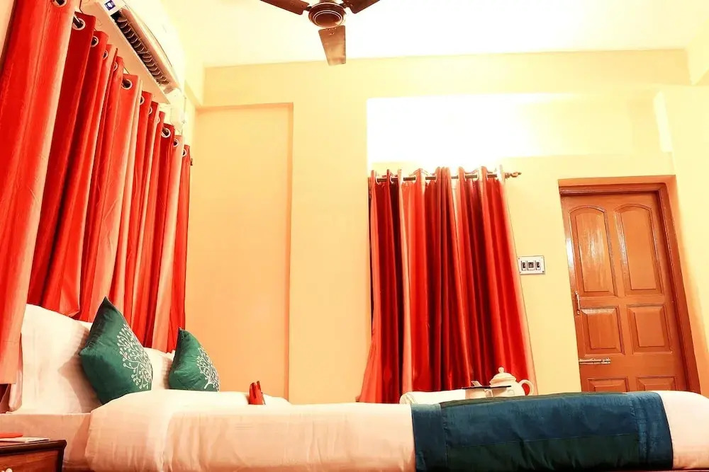 The Kolkata Hotel