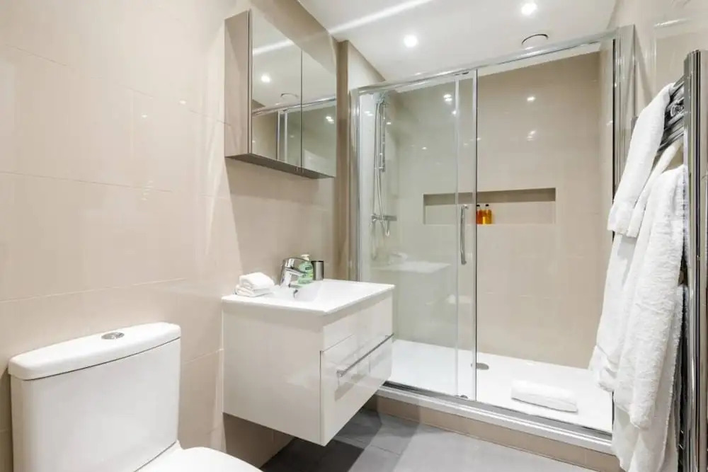 4 Bed House Central London Sleeps 8