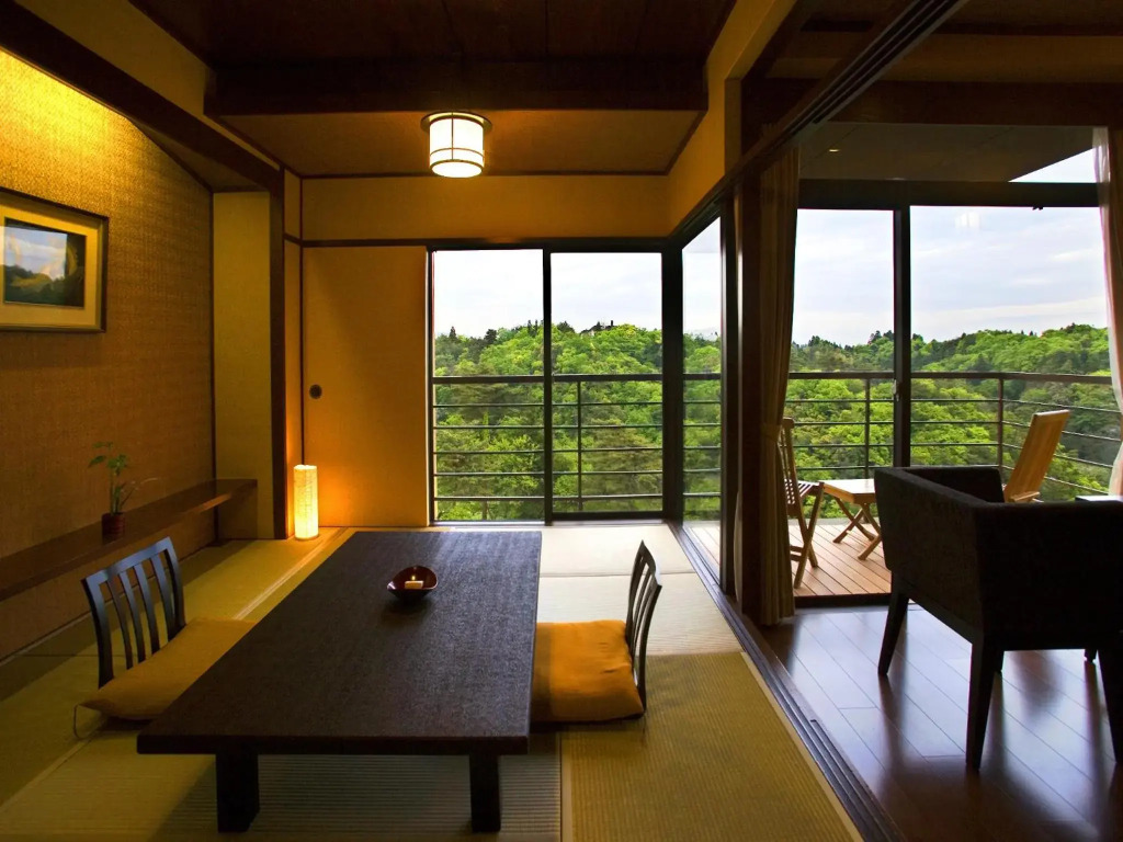 Noto Hyakurakusou