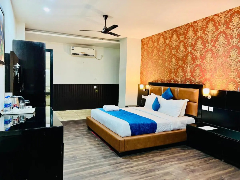 Hotel Vaikunth Mcleodganj Centrally Heated And Air Cooled