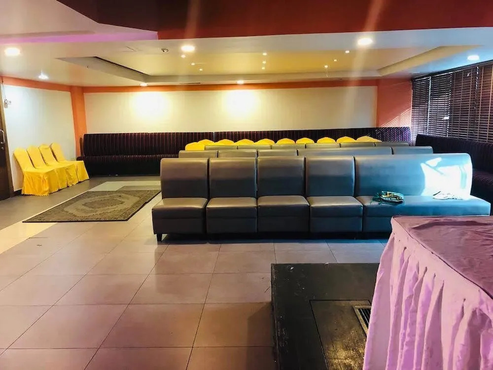 Hotspot Inn