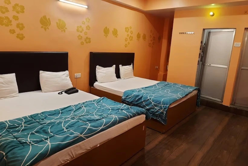 Hotel J.J Residency
