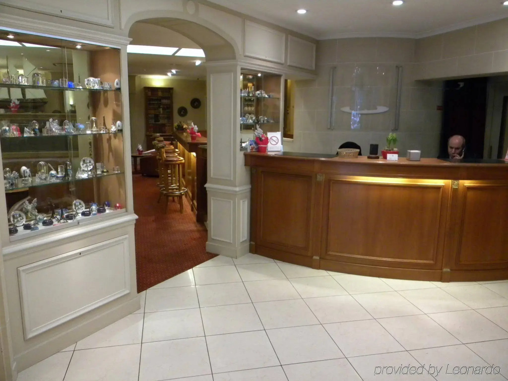 Hotel Champerret Elysees