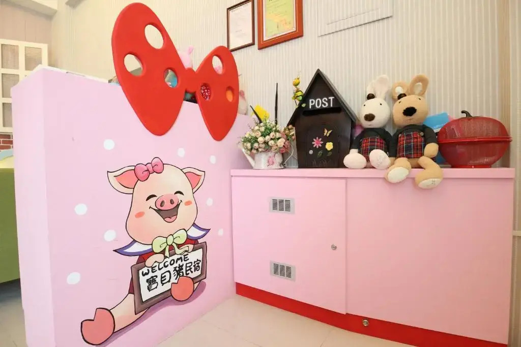 Baby Pig B&B