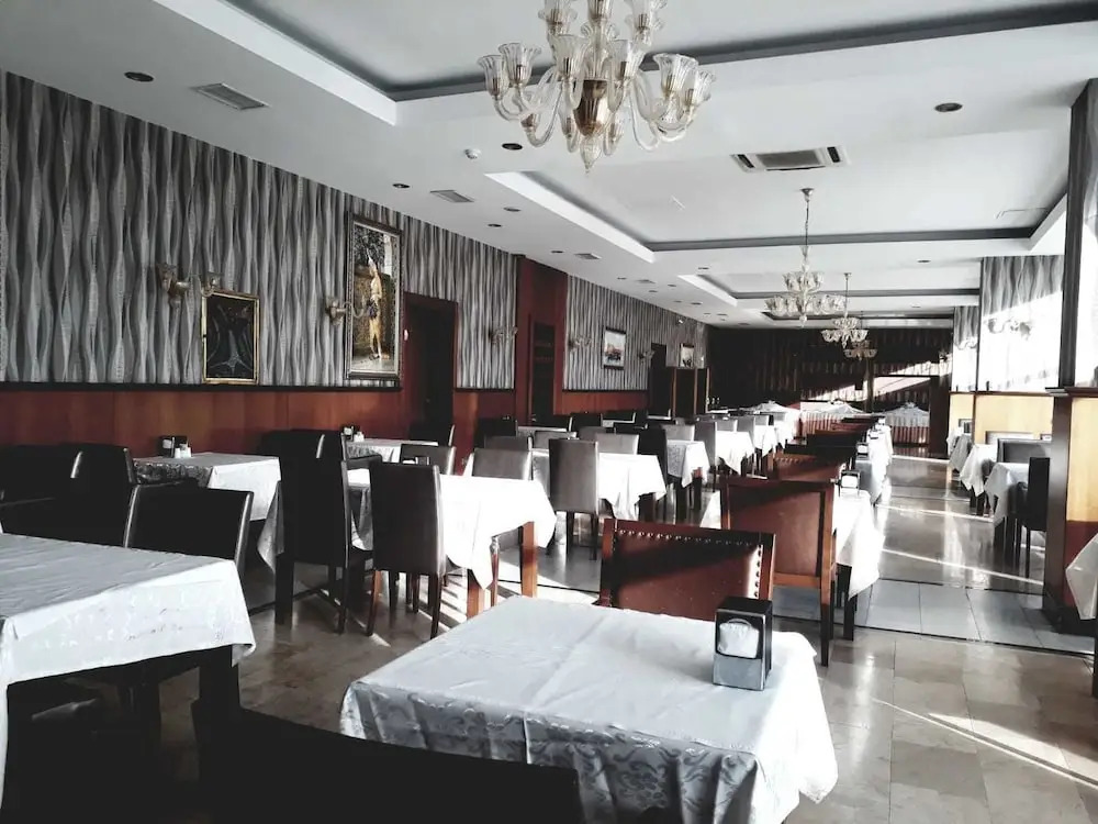 Pelikan Otel
