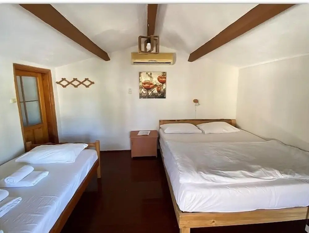 Montenegro Motel