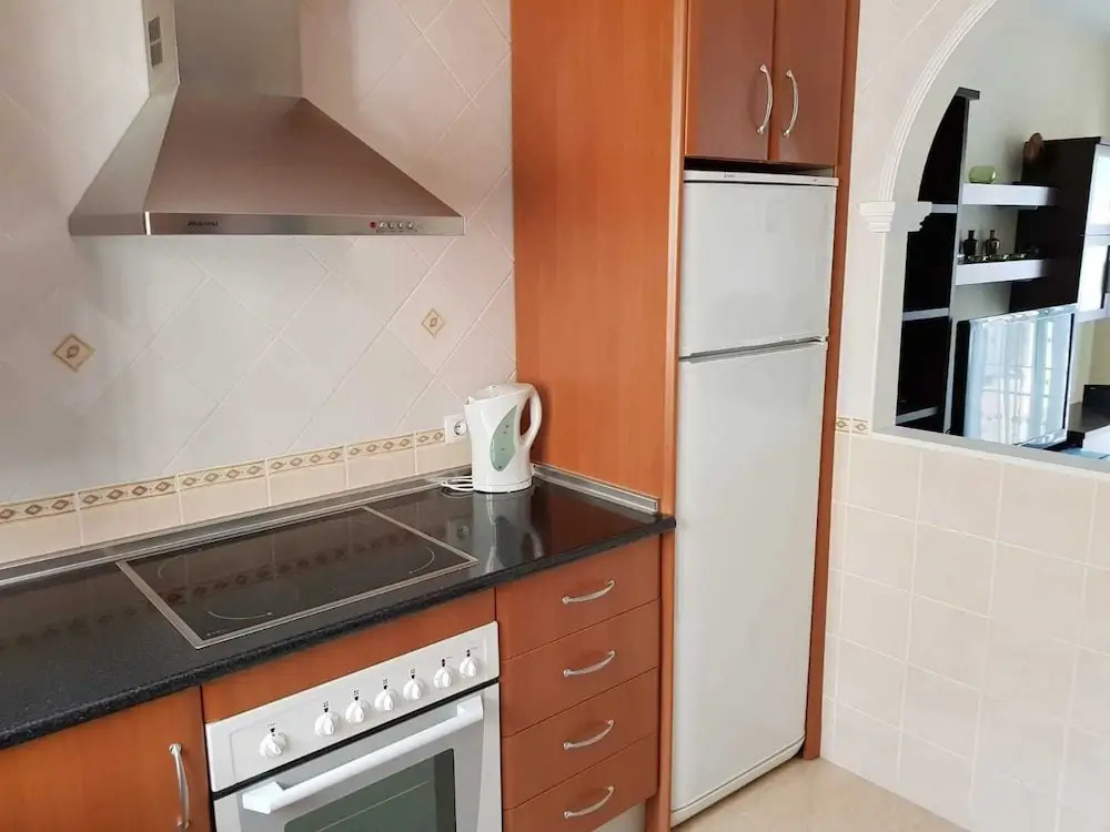 Stunning 2-Bed House in Nerja w. pool, a/c, garage