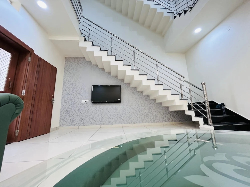 Home Escape Luxe