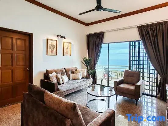 Seaview Condo@Regency Tanjung Tuan/10px/3BR