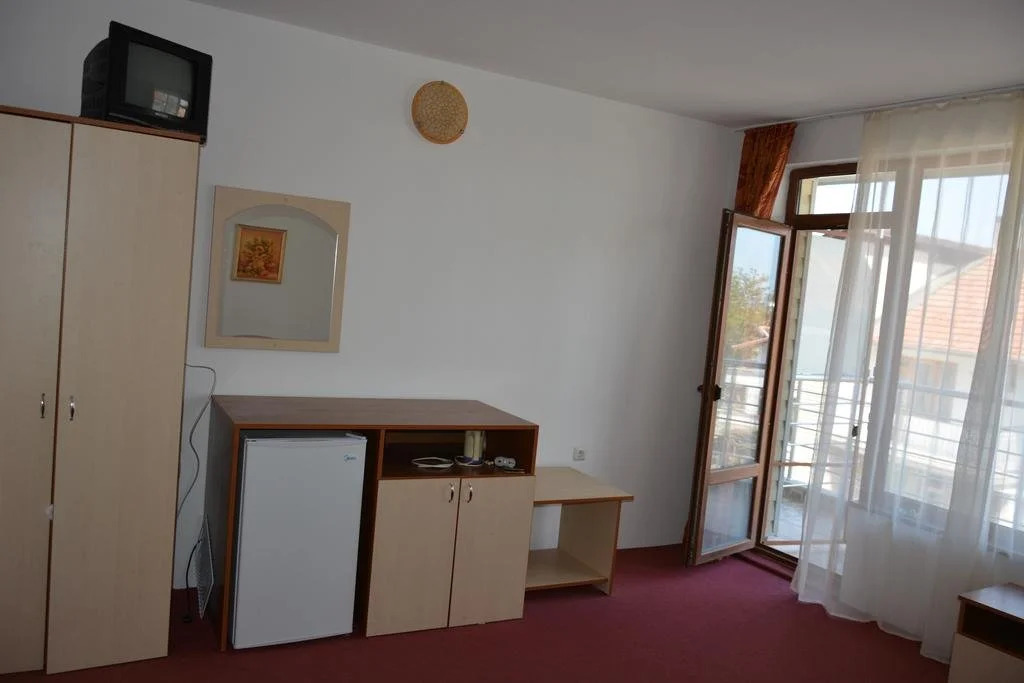 Guest House Dora