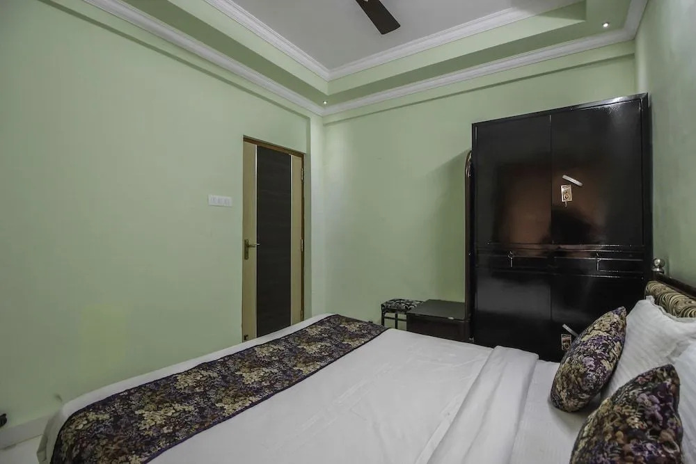 OYO 11074 Home 1BHK Green View Rajbagh Beach
