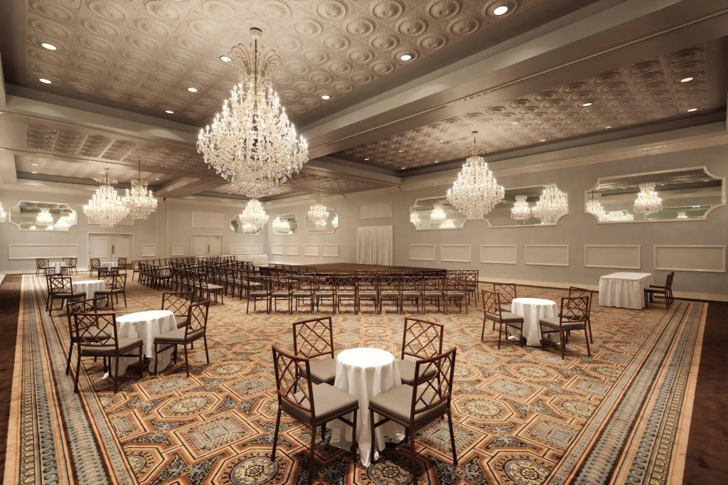 Hilton Suites Chicago/Oakbrook Terrace