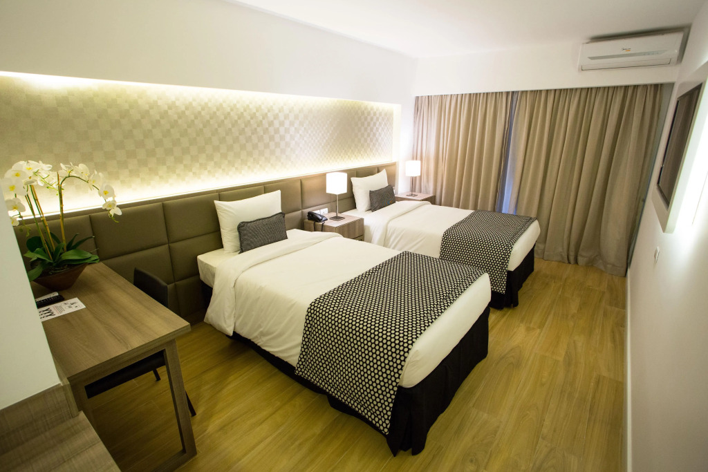 Royal Regency Palace Hotel