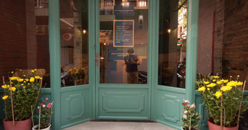 The Prince of Whales Hostel & Bar