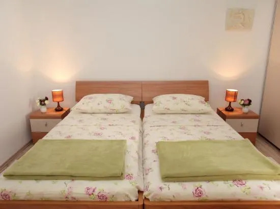 Rooms Mirjana