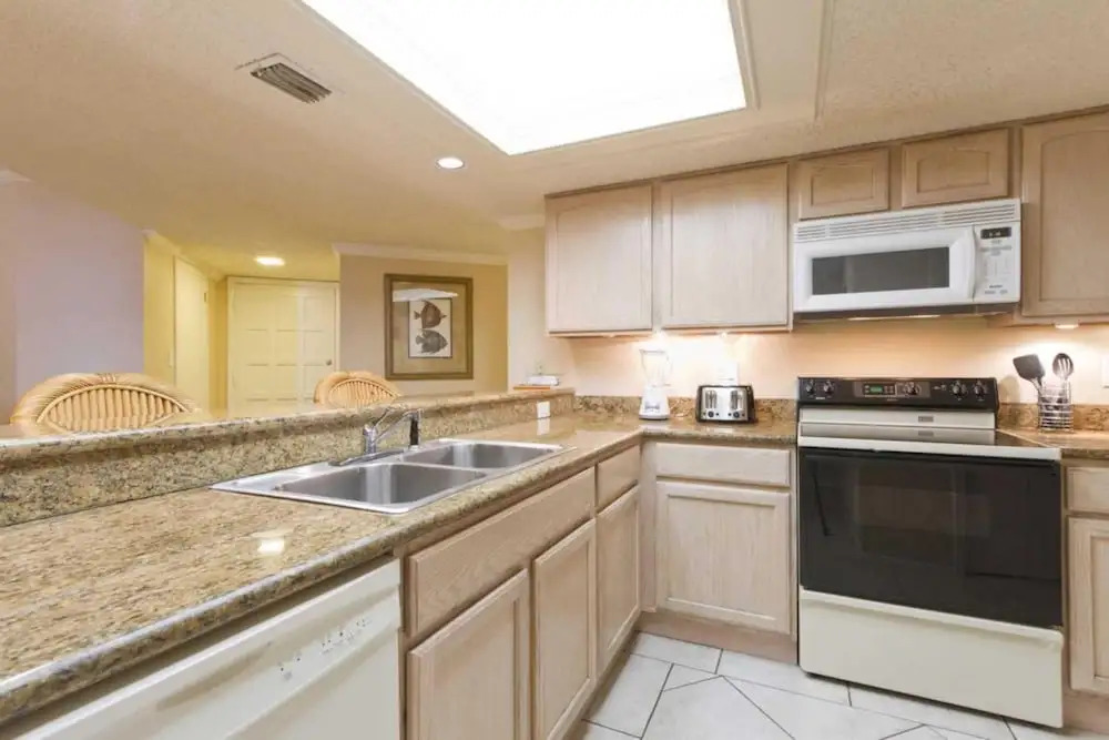 Saida IV Condominium 803